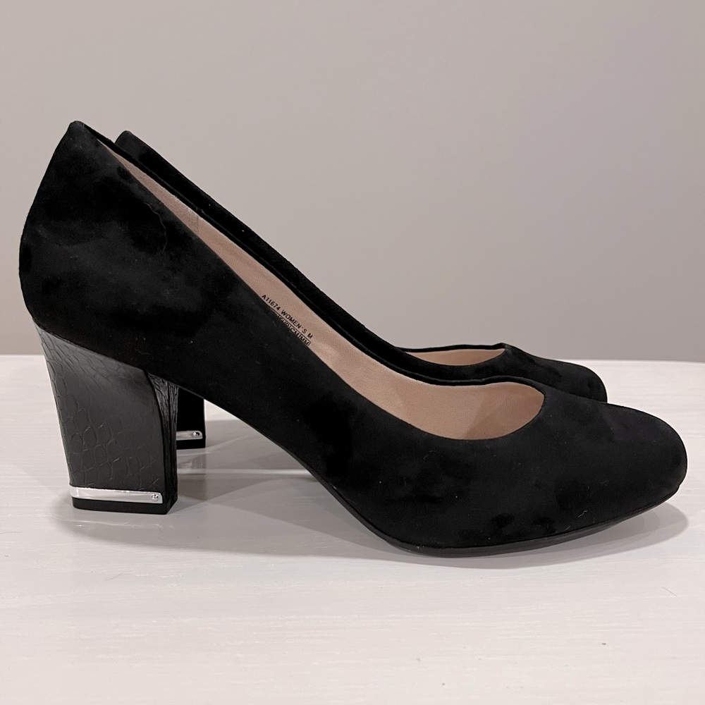 Rockport Black Suede Block Heel Pumps